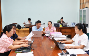 Th&aacute;o gỡ điểm nghẽn, đổi mới, s&aacute;ng tạo trong chuyển đổi số c&ocirc;ng t&aacute;c x&acirc;y dựng Đảng tại Ph&uacute; Thọ- Ảnh 4.