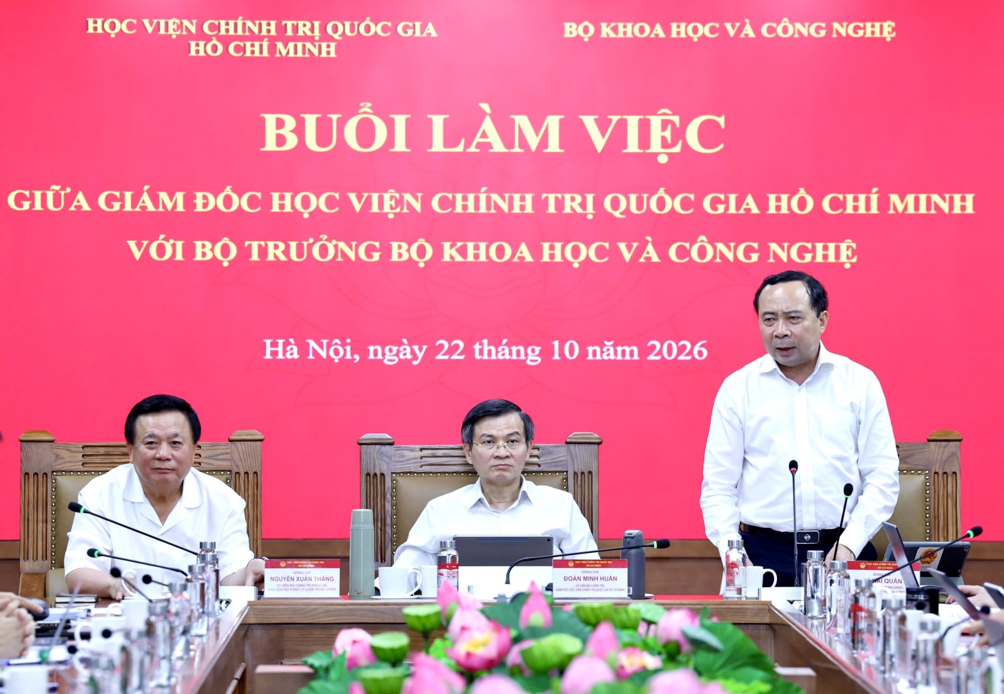 Th&uacute;c đẩy triển khai c&aacute;c chương tr&igrave;nh khoa học, c&ocirc;ng nghệ đặc biệt quốc gia - Ảnh 1.